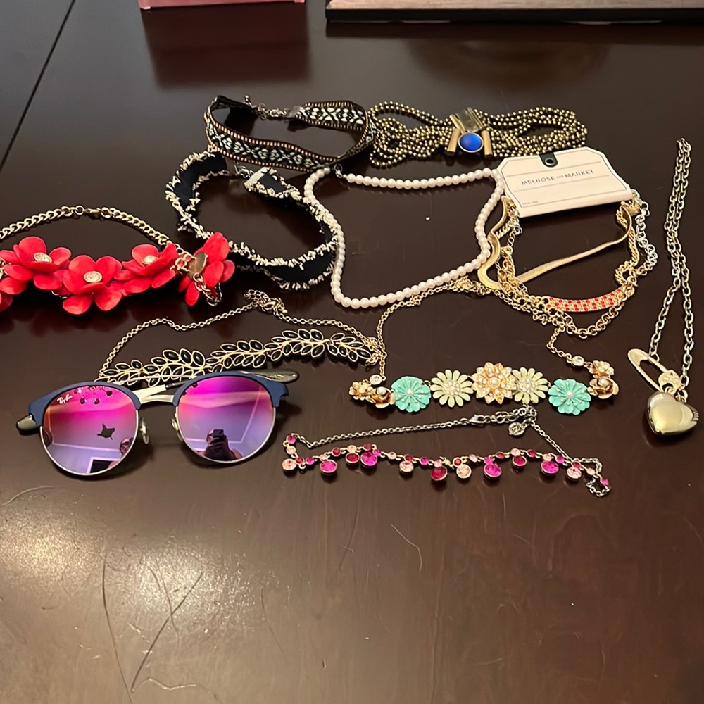 Bundle of costume jewelry.